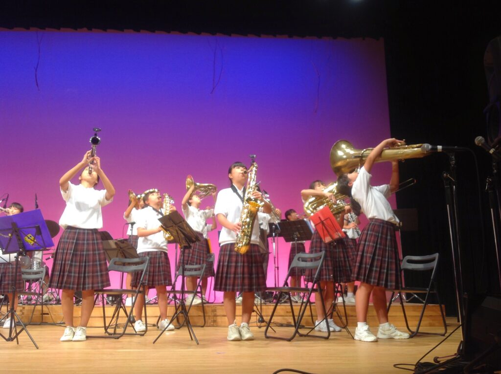 EA3A6E60-0301-49E5-9EEC-01B11A8041B3