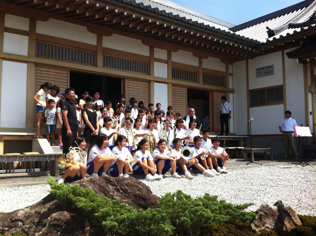 02B7F87E-F866-4853-BB6B-C76C293A8F27