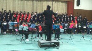 f5c5e4_5f0bf7a3e02b49f385c0fedee07e72ce