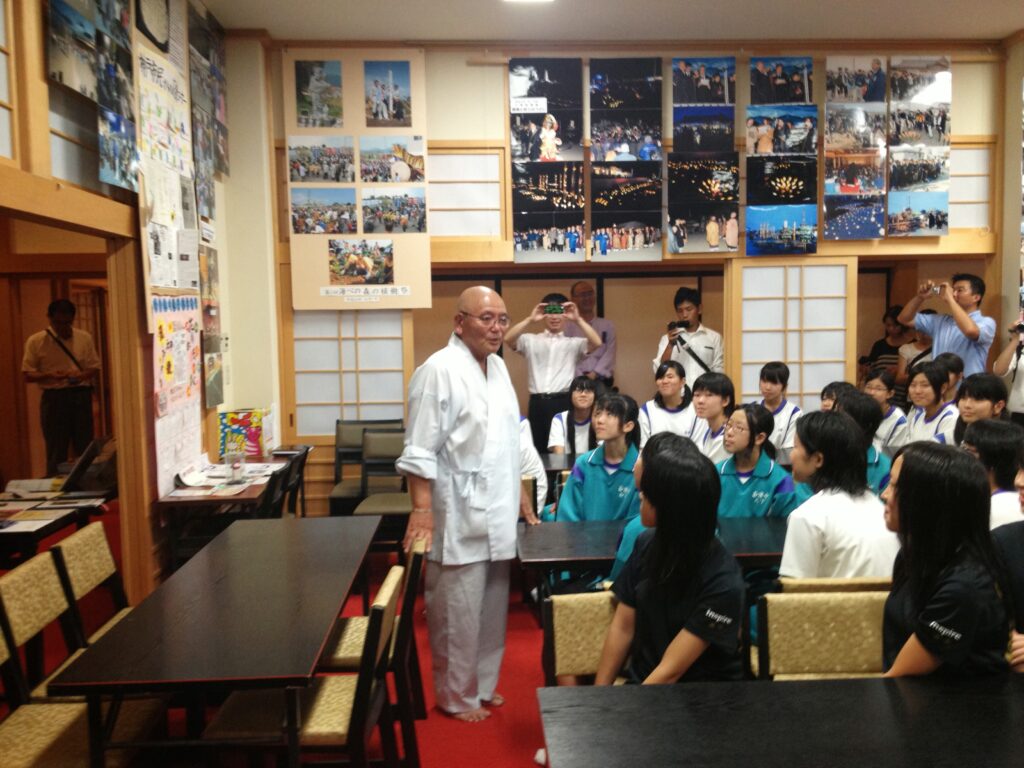 5D8AE853-D101-4661-B083-6515C1FB7135