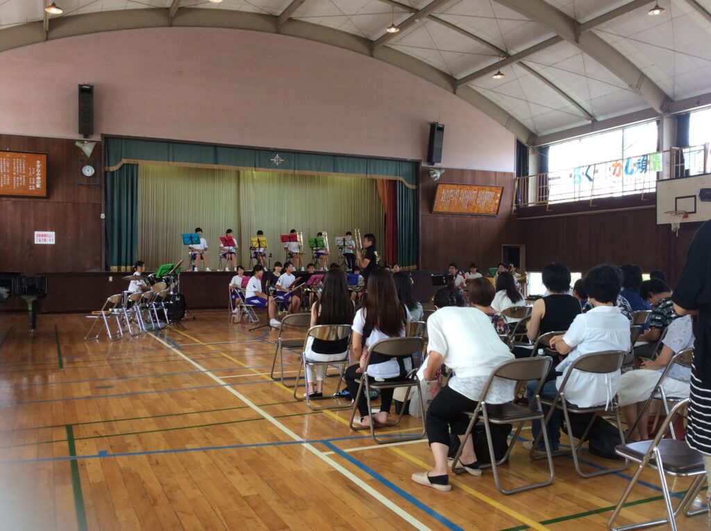 FE2C0B69-25CE-45FA-8907-2A8E2921A05E