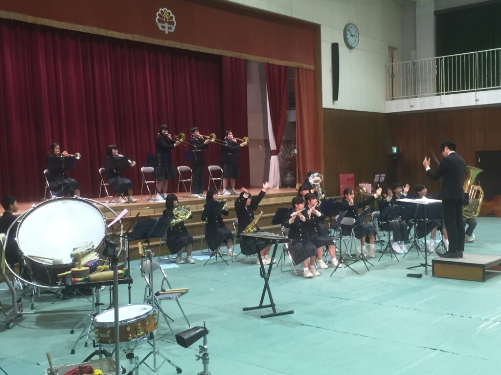 B37E1602-1402-4AC4-85FE-B22F7B9F5A37